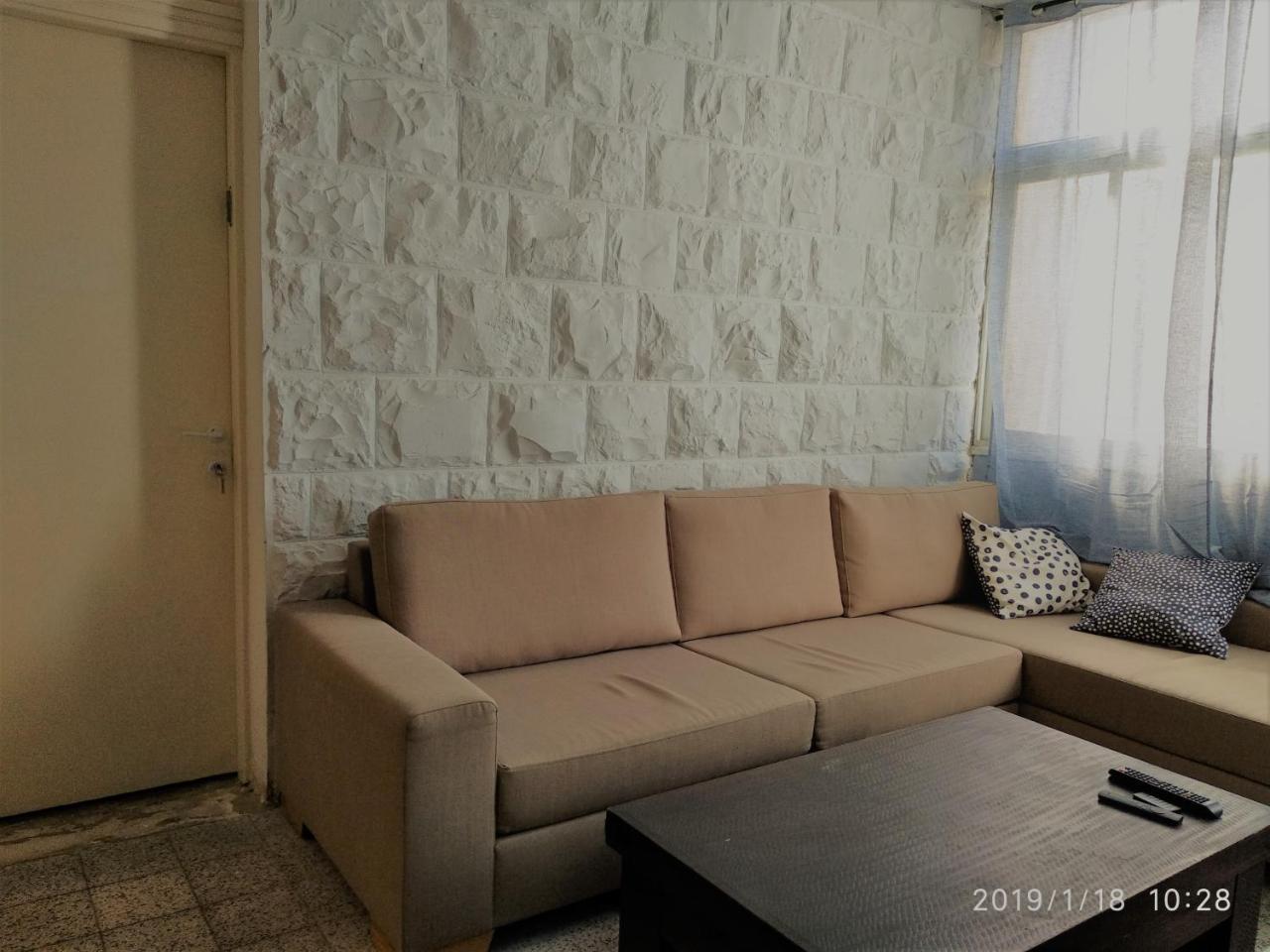 City Hall Hostel Хайфа Экстерьер фото