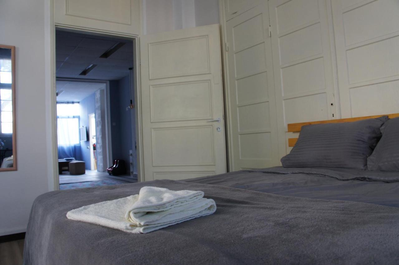 City Hall Hostel Хайфа Экстерьер фото