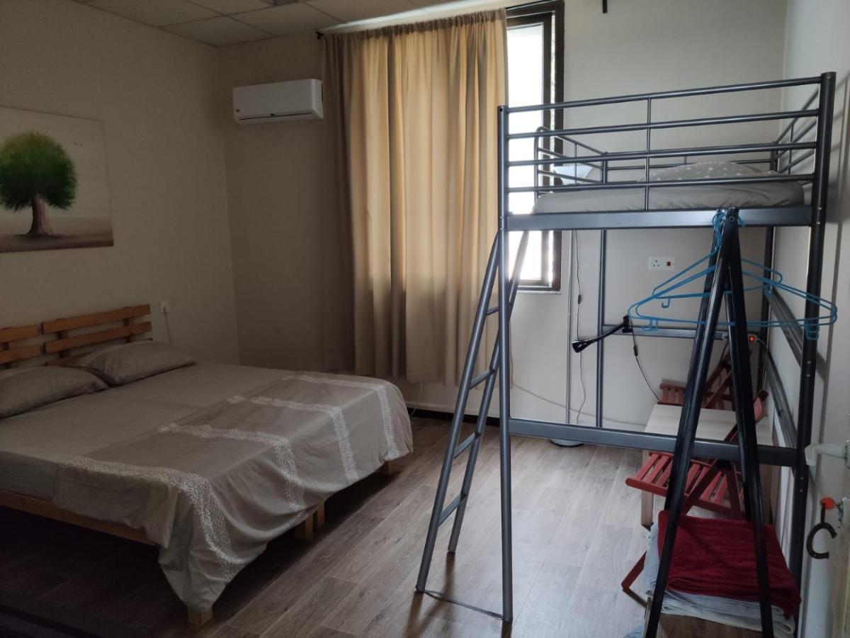City Hall Hostel Хайфа Экстерьер фото