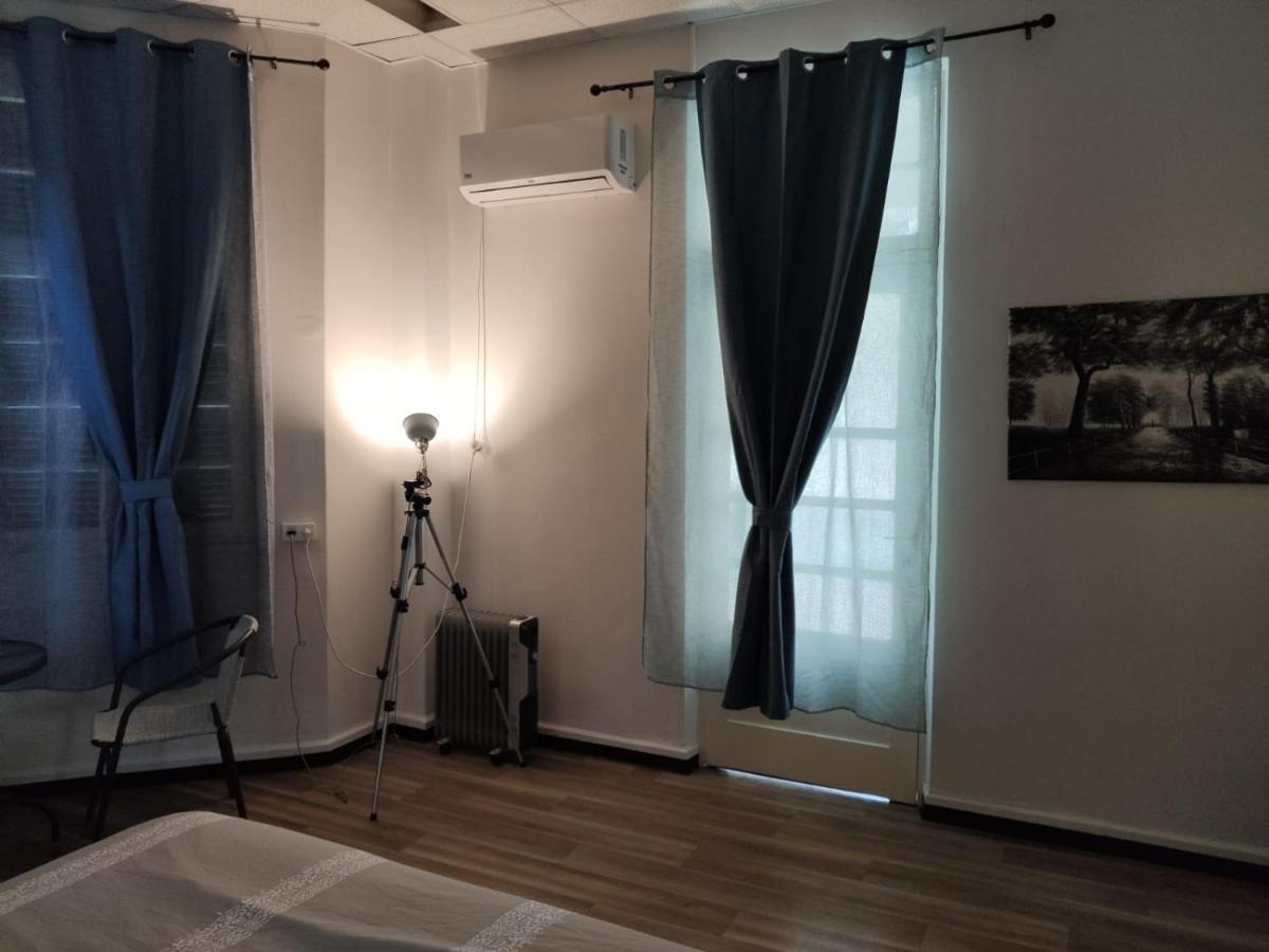 City Hall Hostel Хайфа Экстерьер фото